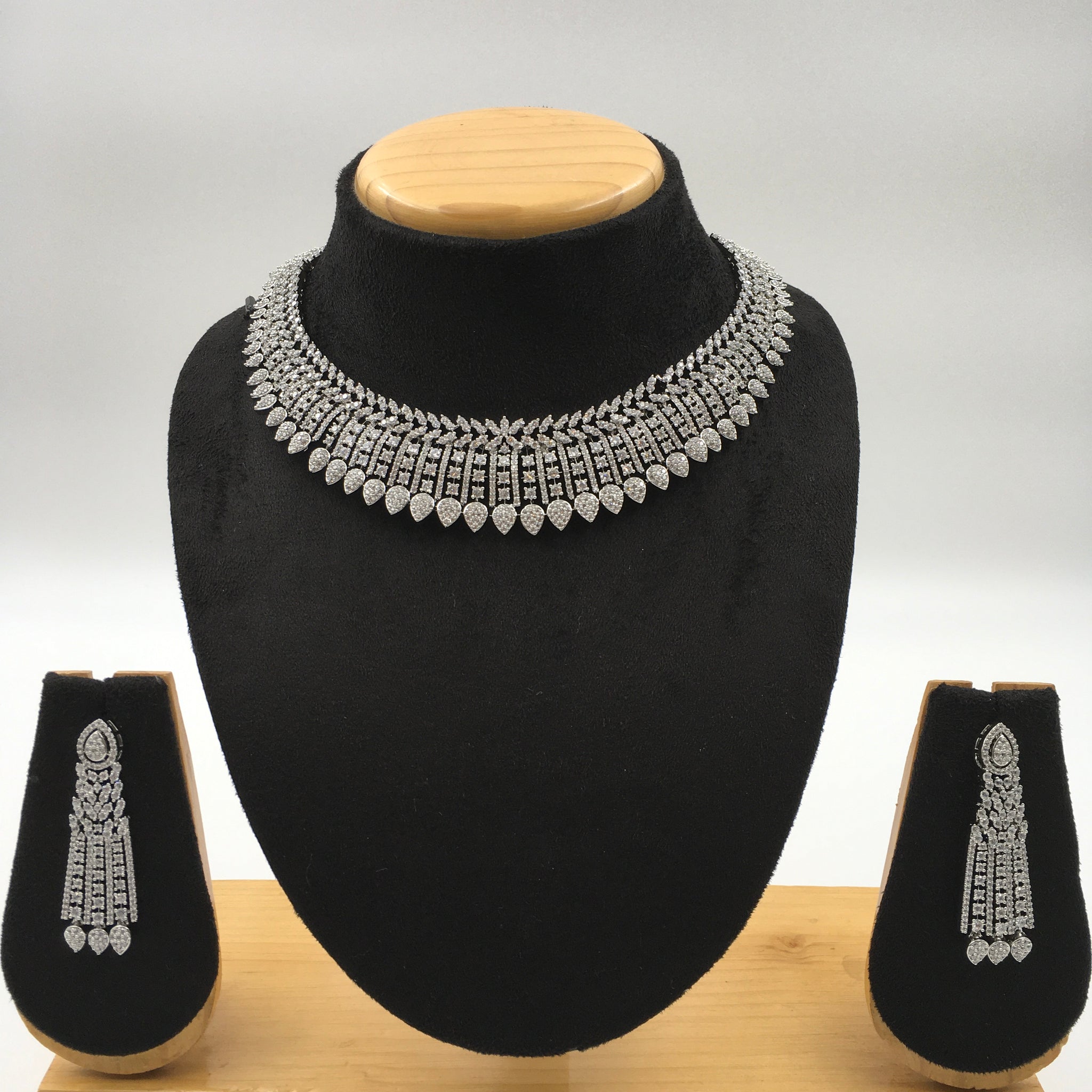 Round Neck Zircon/AD Necklace Set 7359-34 - Dazzles Jewellery