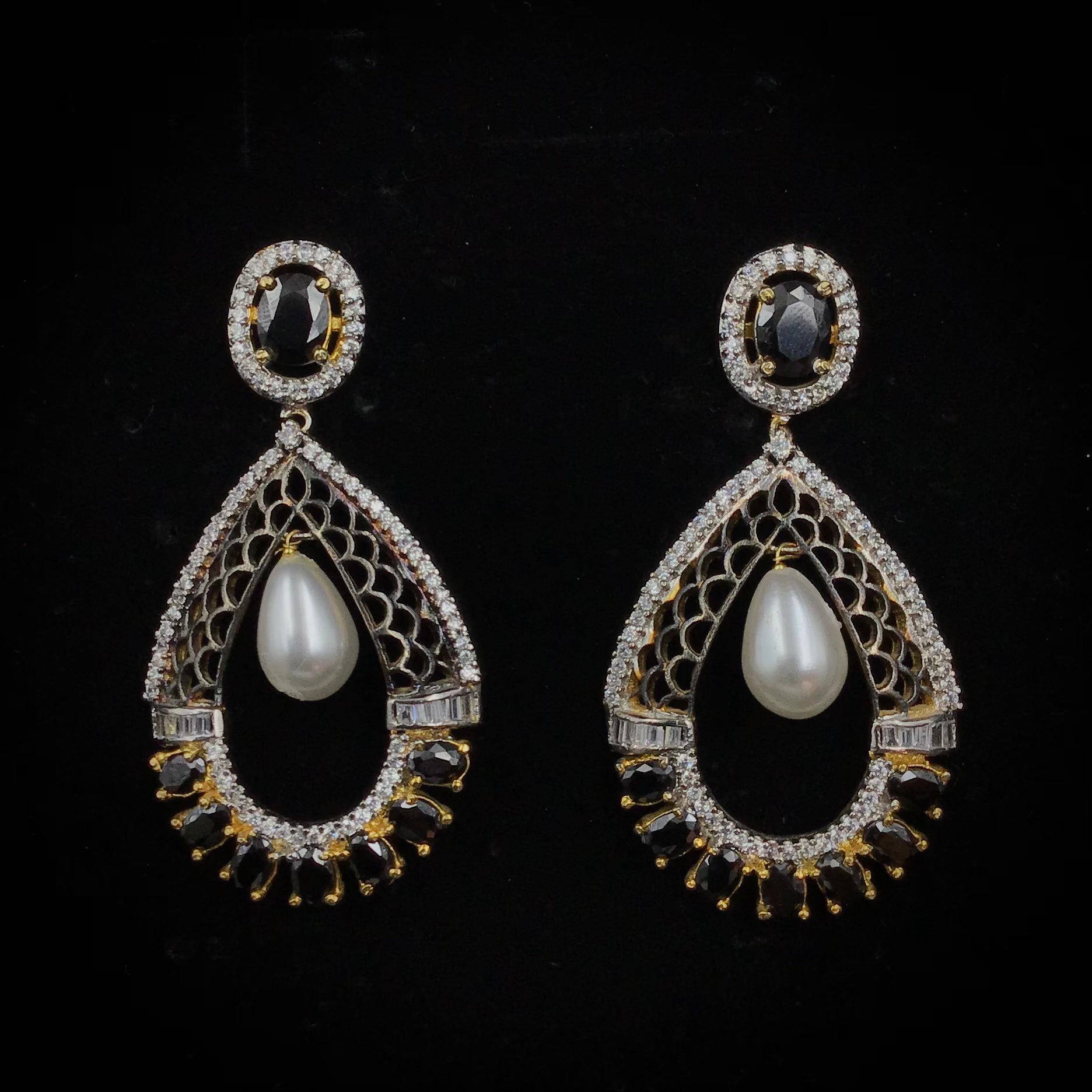 Danglers Zircon/AD Earring 8891-100 - Dazzles Jewellery