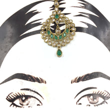 Mehandi Polish Maang Tikka 9133-100 - Dazzles Jewellery