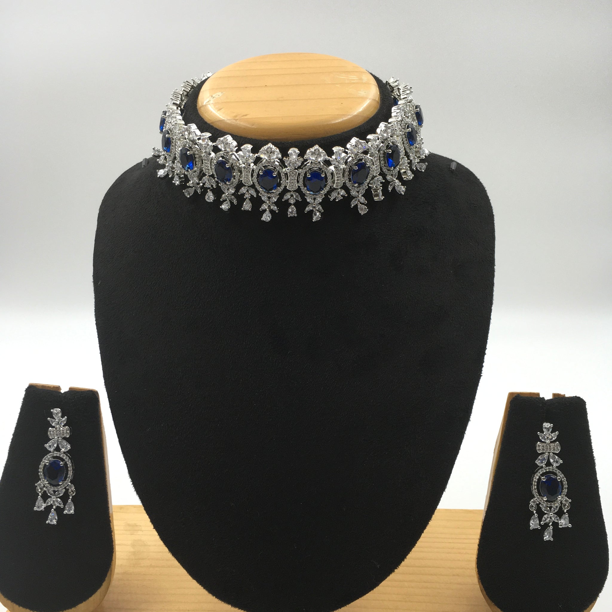Choker Zircon/AD Necklace Set 4156-69 - Dazzles Jewellery