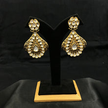 Danglers Kundan Earring 8744-100 - Dazzles Jewellery