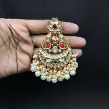 Kundan Earring 18319-5501 - Dazzles Jewellery
