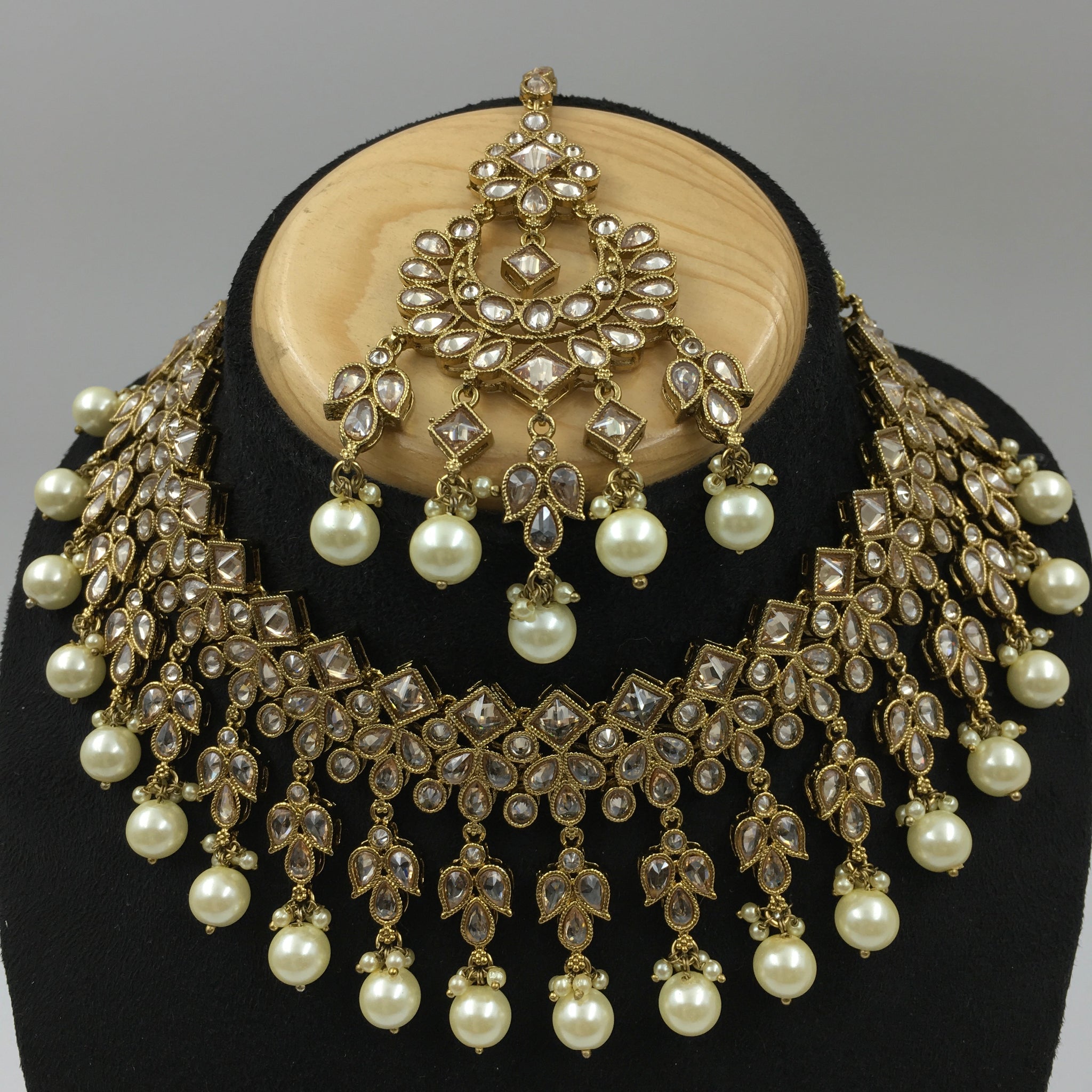 Round Neck Antique Necklace Set 7193-33 - Dazzles Jewellery
