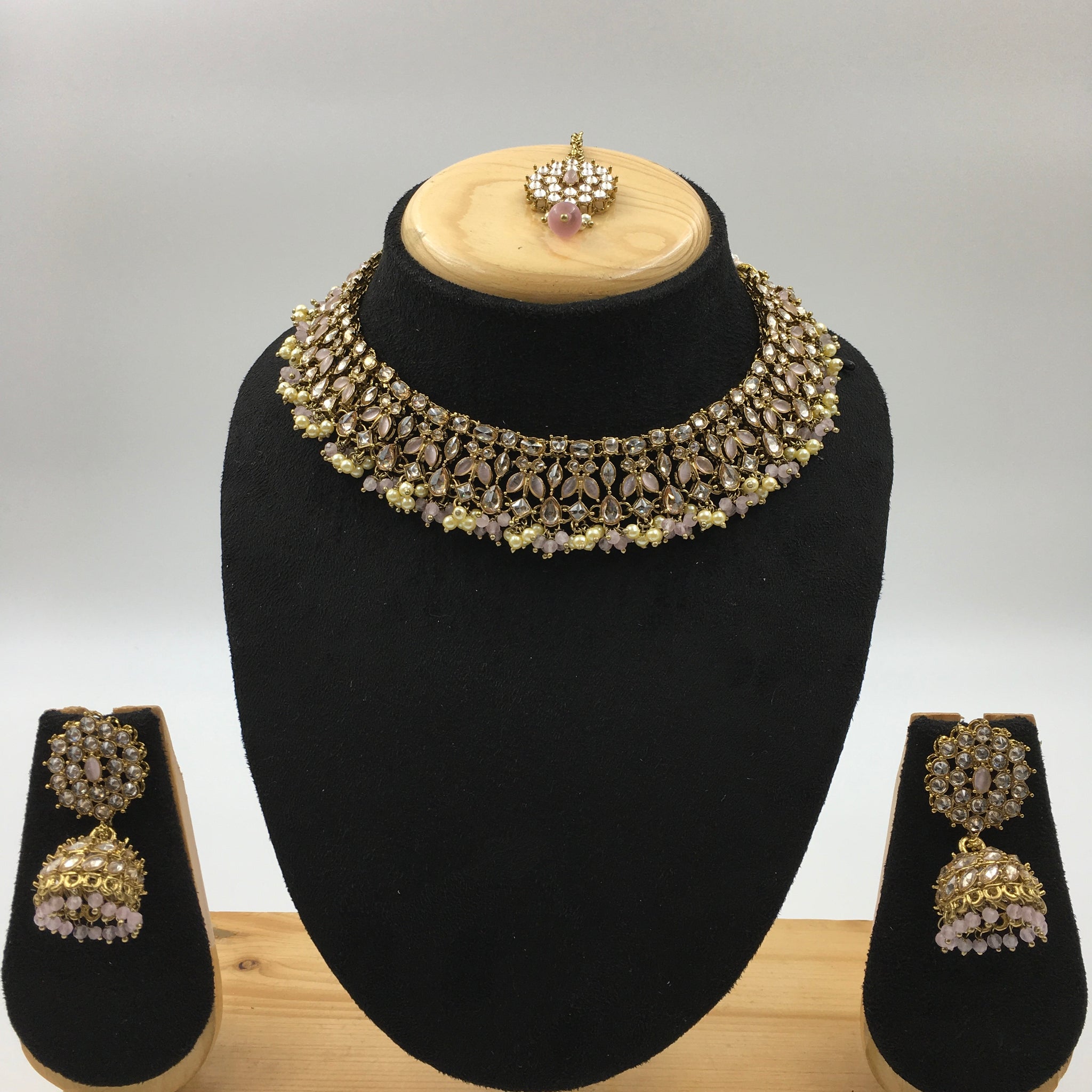 Round Neck Antique Necklace Set 7196-33 - Dazzles Jewellery