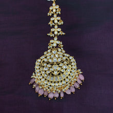 Pink Maang Tikka