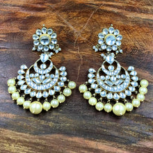 Chandbali Kundan Earring 8734-100 - Dazzles Jewellery