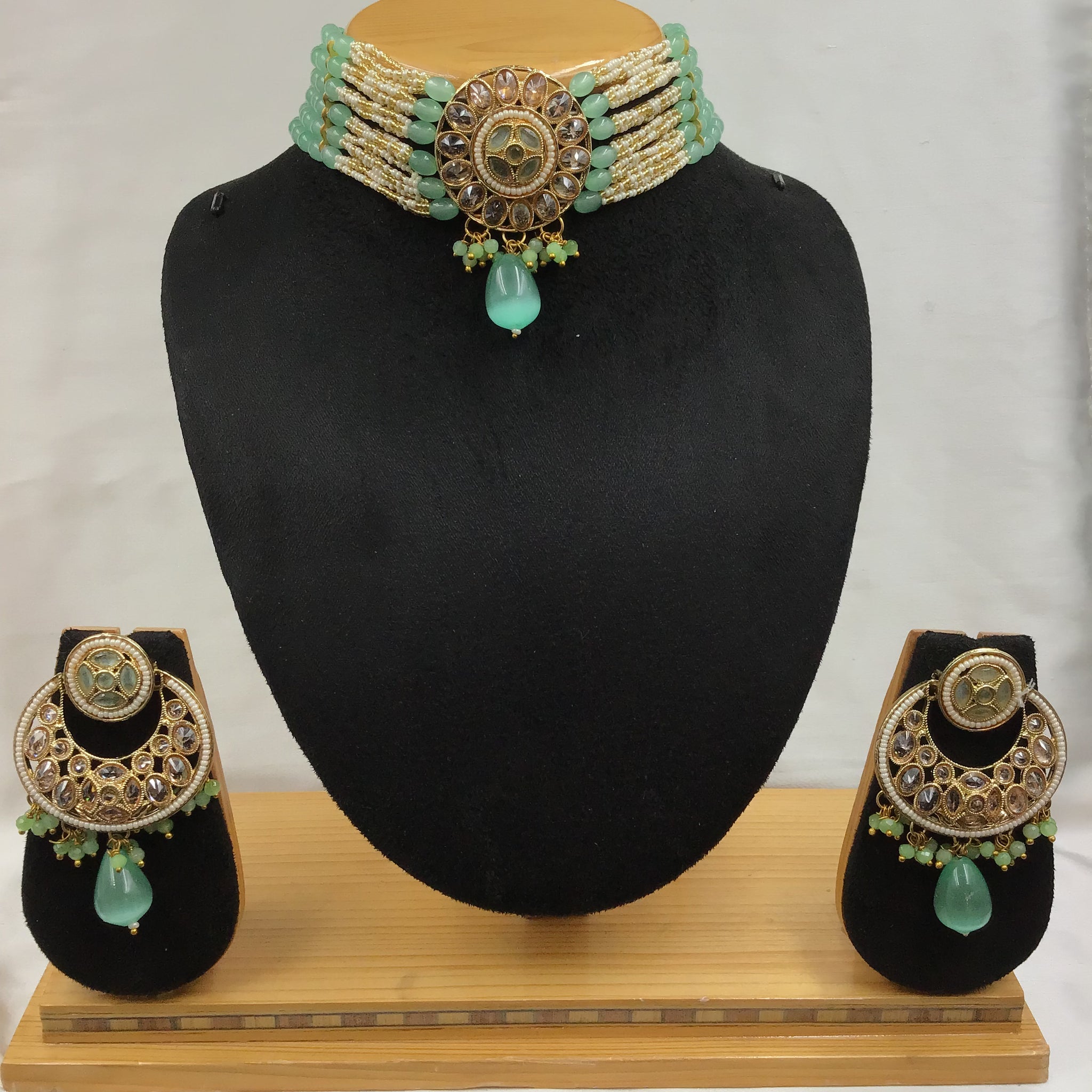 Mint Green Gold Look Necklace Set 18185-5367 - Dazzles Jewellery