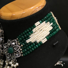 Kundan Pearl Choker Set in Victorian Finish 19448-6630 - Dazzles Jewellery