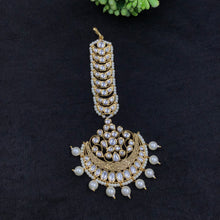 Gold Maang Tikka