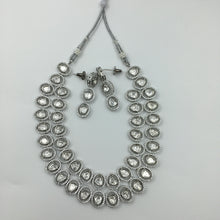 Round Neck Kundan Necklace Set 7283-68 - Dazzles Jewellery