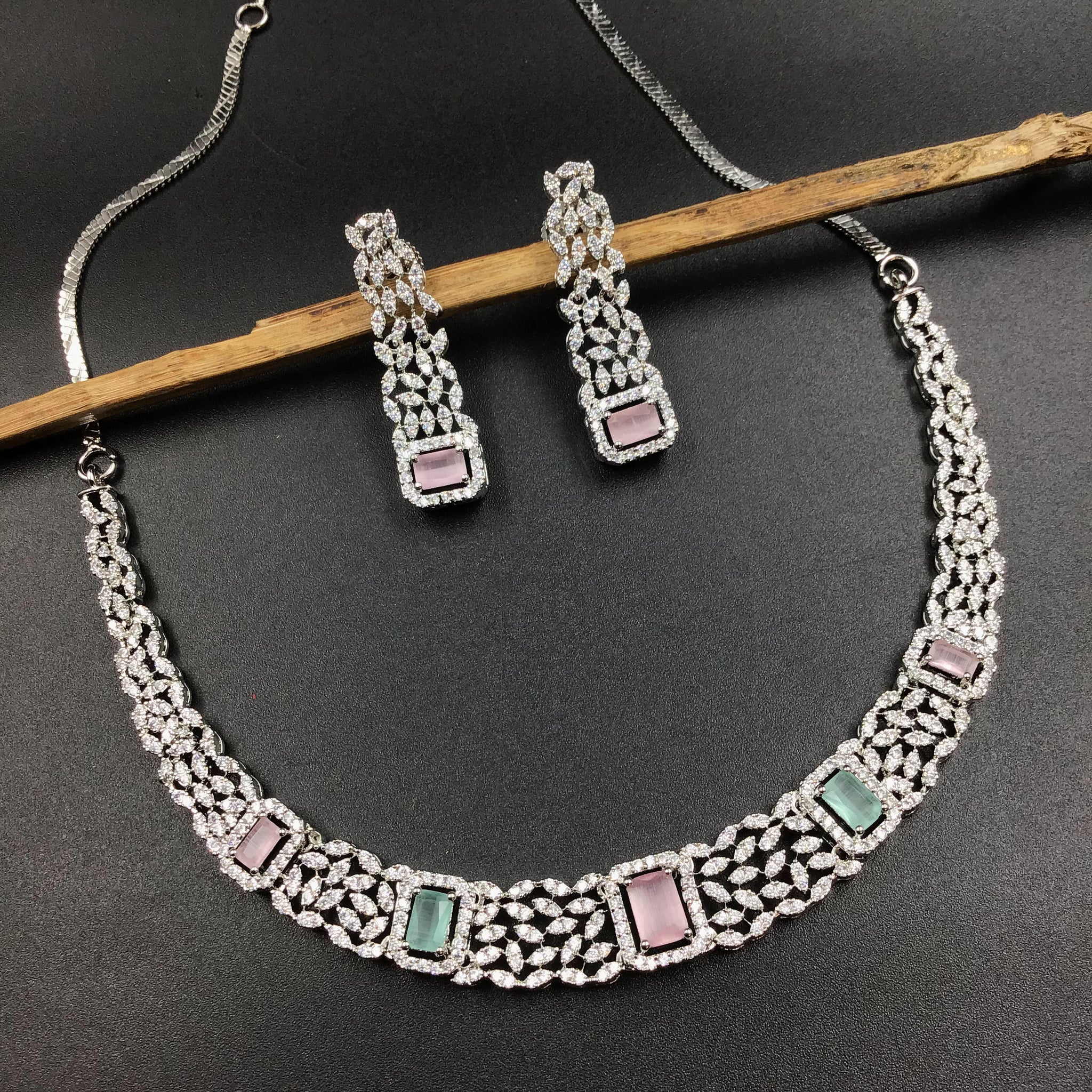 Round Neck Zircon/AD Necklace Set 5934-69