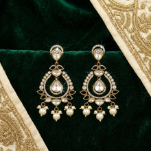 Chandbali Kundan Earring 19857-28