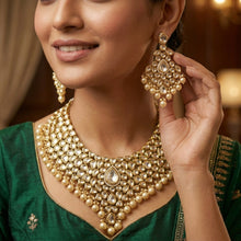 Round Neck Kundan Necklace Set 11840-28