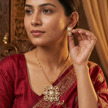 White Jadau Pendant Set
