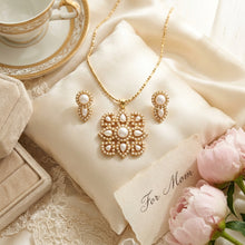 White Jadau Pendant Set