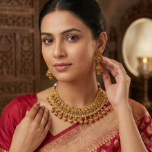 Round Neck Antique Necklace Set 12084-28
