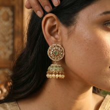 Mint Green Antique Earrings 13245-0122