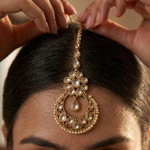 Mehandi Polish Maang Tikka 11777-100