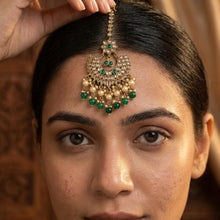 Mehandi Polish Maang tikka 8298-100