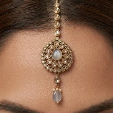 Gray Maang Tikka 122131-8580