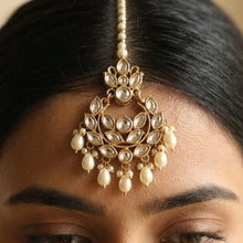 Mehandi Finish Maang Tikka 13535-100