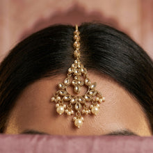 Mehandi Polish Maang Tikka 9528-100