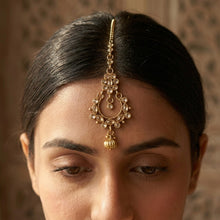 Mehandi Polish Maang Tikka 5646-100