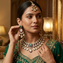 Round Neck Kundan Necklace Set 19910-68