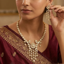 Round Neck Kundan Necklace Set 20506-68