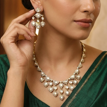 Round Neck Kundan Necklace Set 20505-68