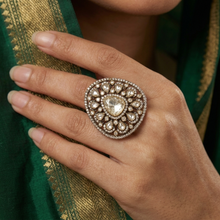 Kundan Ring 12837-68