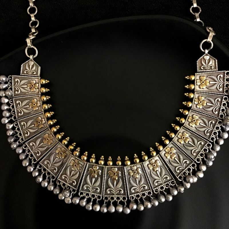 Oxidised gold necklace deals