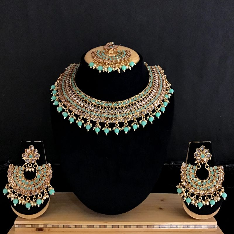 Mint Green Gold Look Necklace Set Dazzles Fashion and Costume