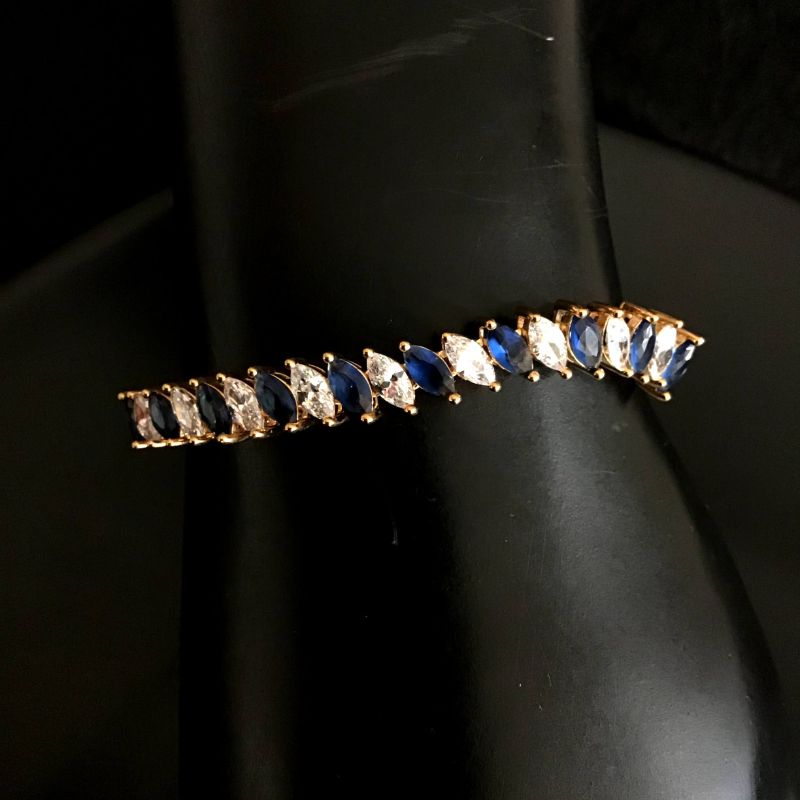 Blue Bracelet 1457-5522 - Dazzles Jewellery