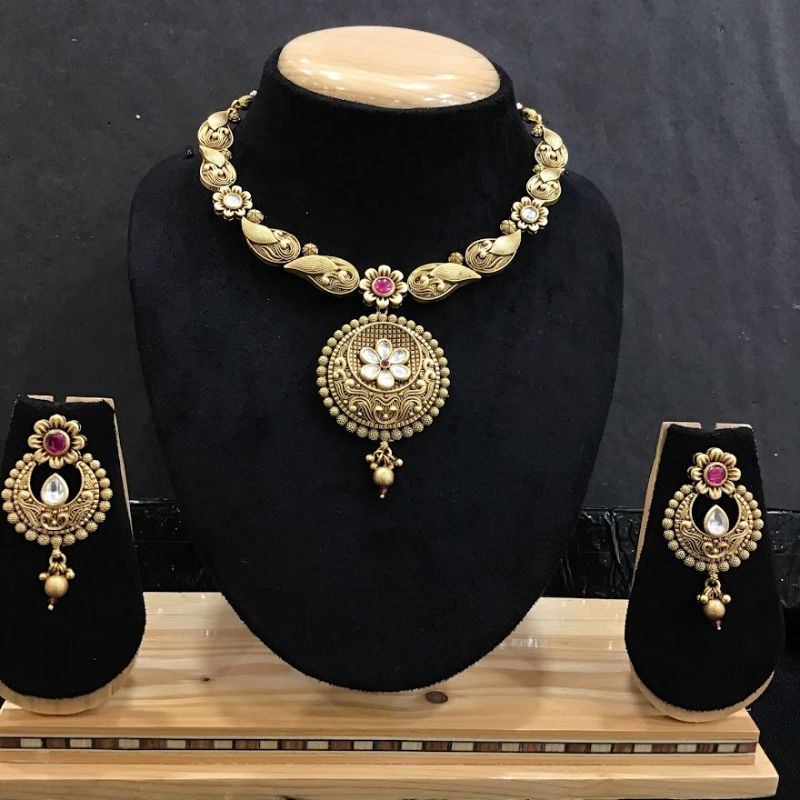 Antique Gold Finish Ruby Kundan Necklace Set - Dazzles Jewellery