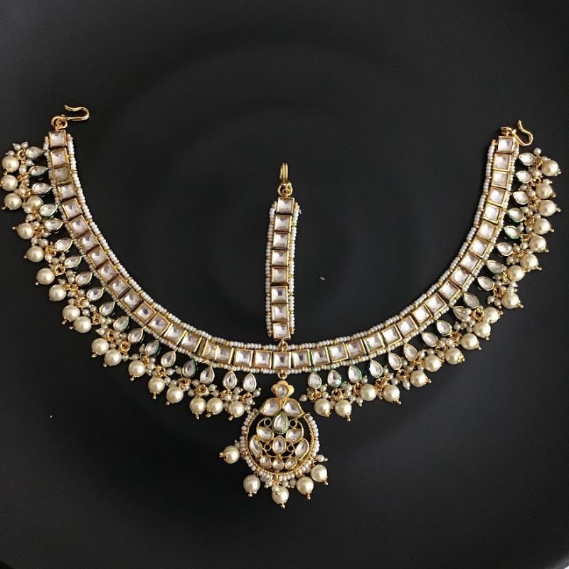 Traditional Kundan white Bridal Mathapatti with Pearls - Dazzles Jewellery