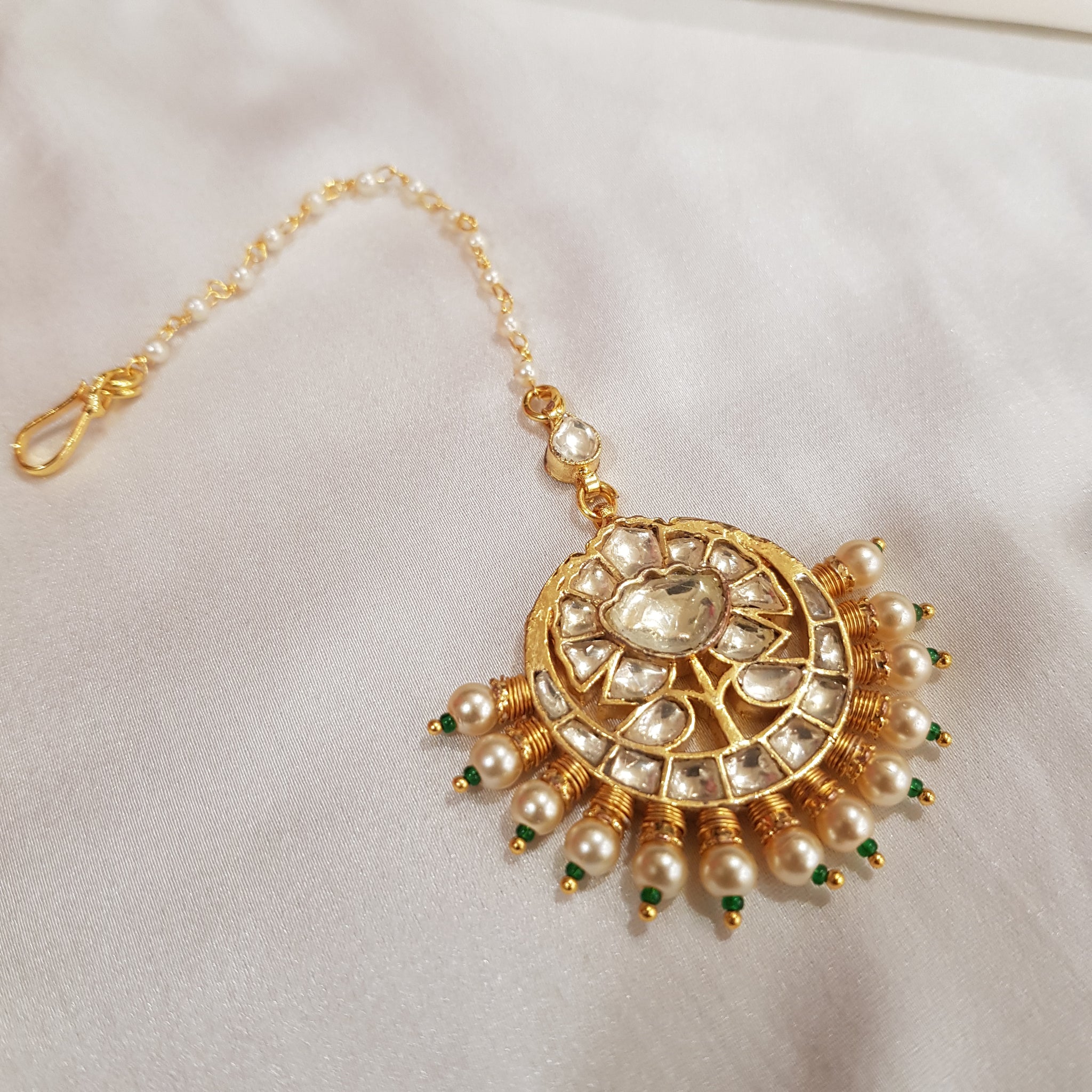 Kundan Maang Tikka 1346-56 - Dazzles Jewellery