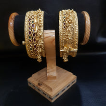 Antique Gold Polish Ruby Green 2 Kada Set 17159 - Dazzles Jewellery