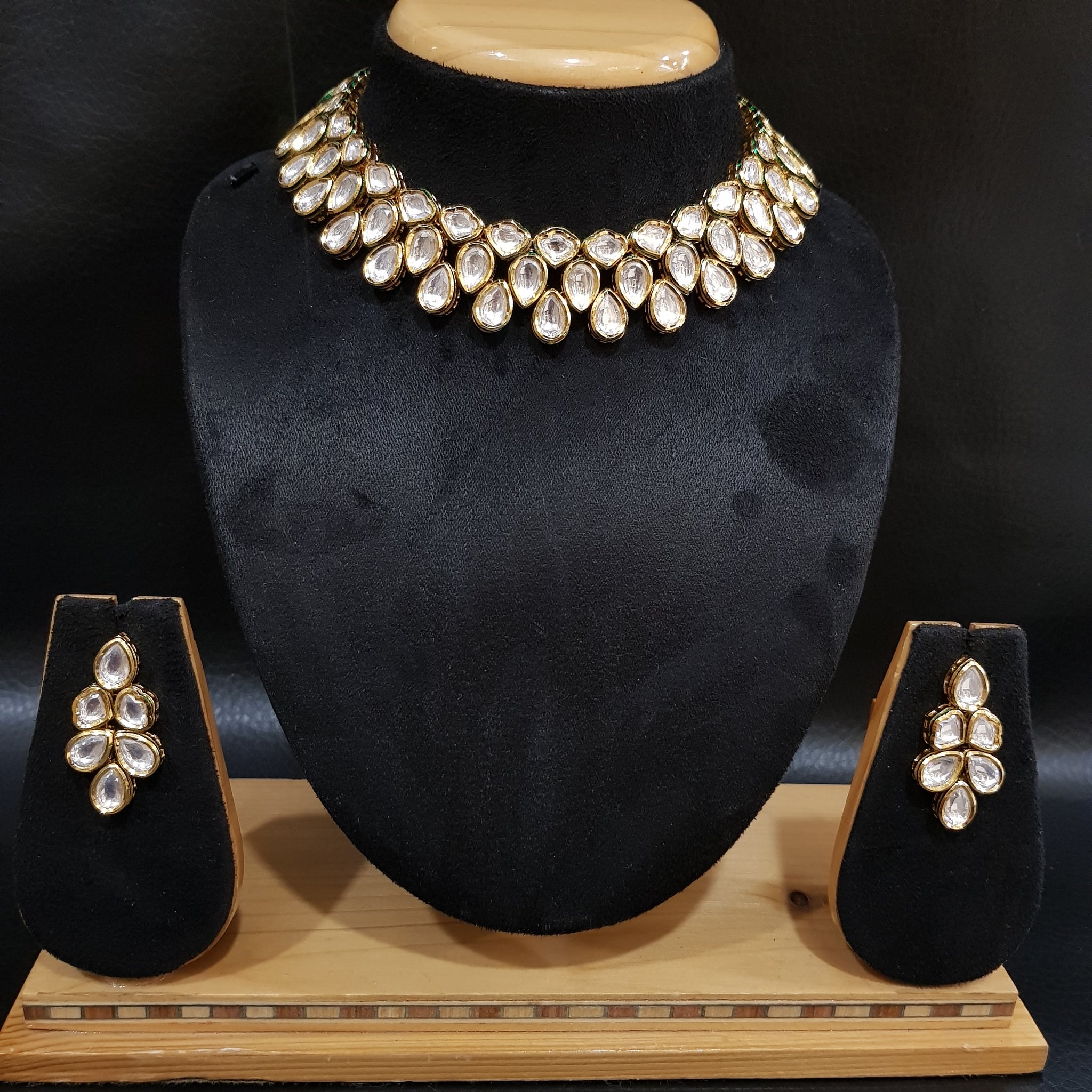 Kundan Necklace Set 1525-28 - Dazzles Jewellery