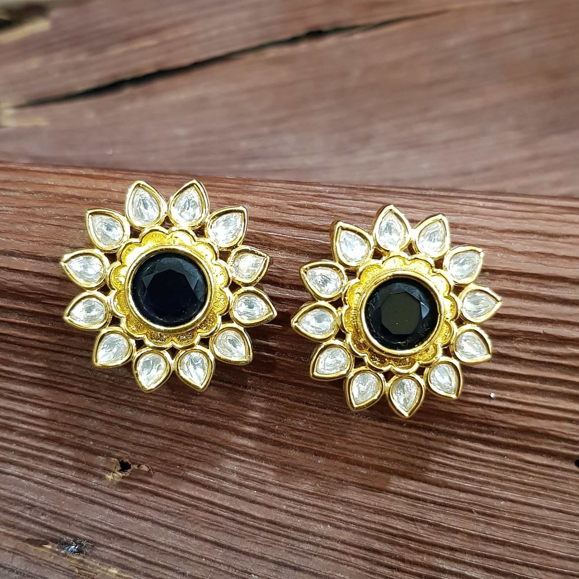 Buy Blue Kundan Tops Studs 7543 1060 Online 6844496085045 Dazzles Jewellery