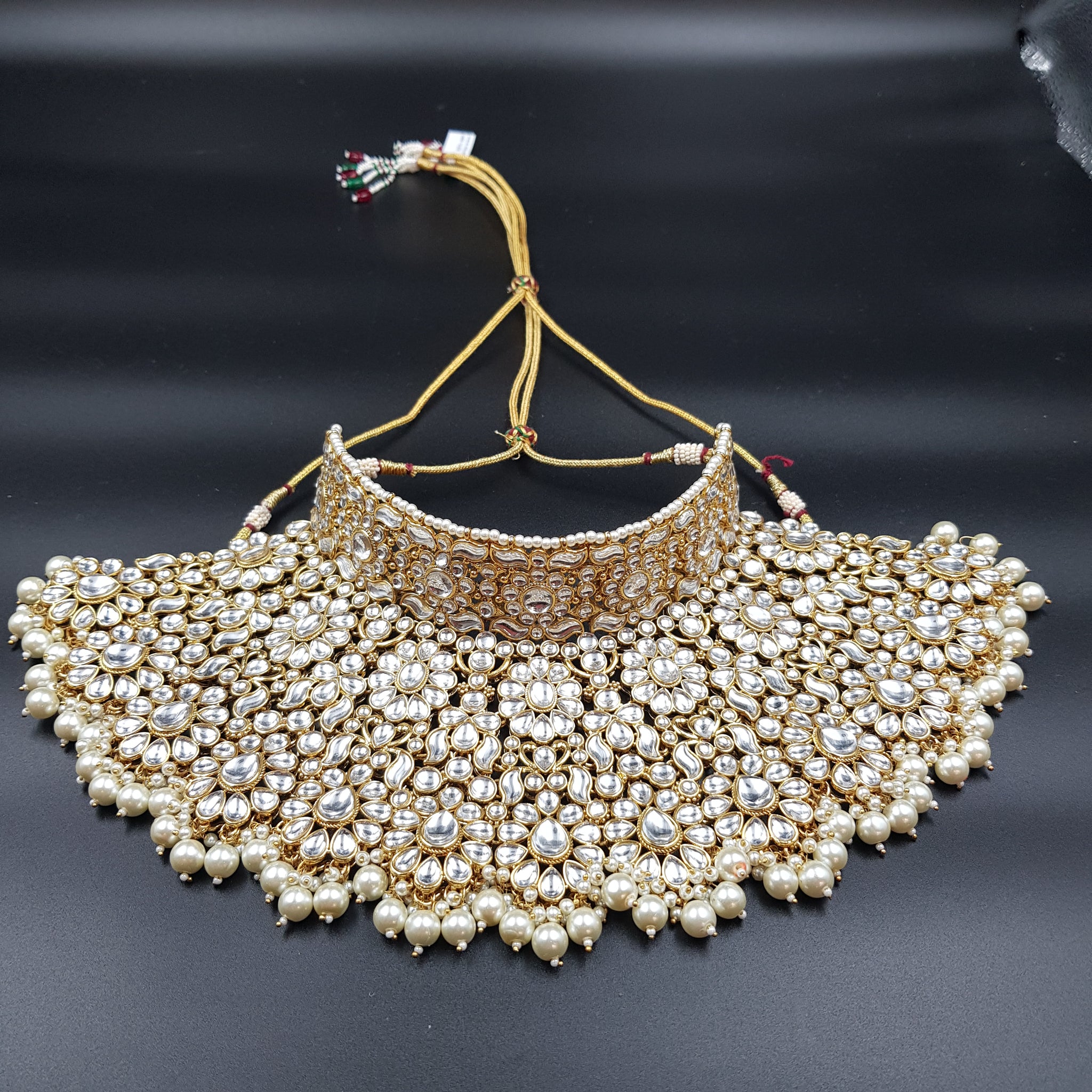 White Kundan Bridal Choker Set 18641 - Dazzles Jewellery