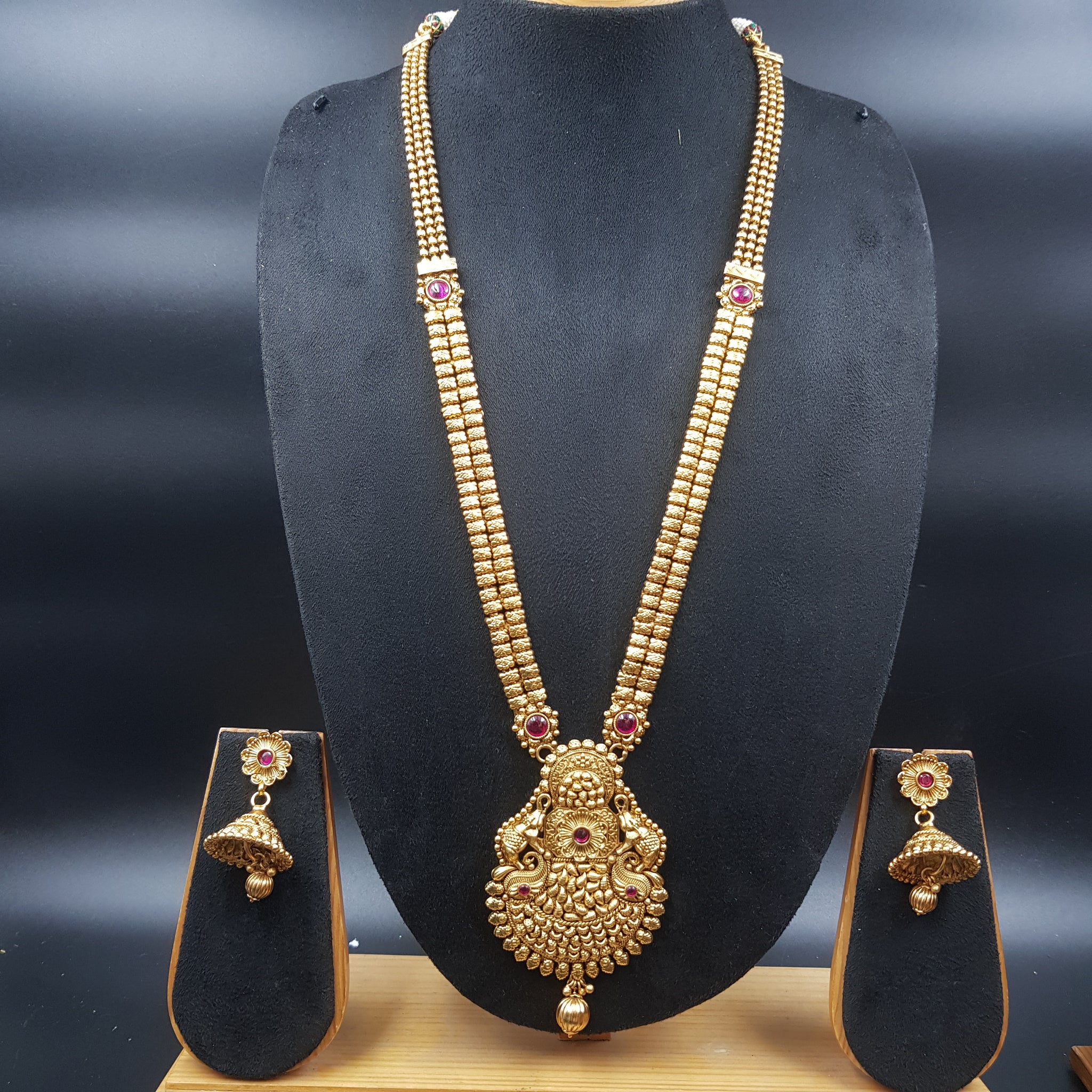 Long Neck Antique Necklace Set 3582-28 - Dazzles Jewellery