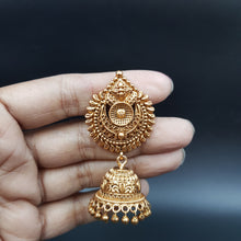 Round Neck Gold Look Necklace Set 3657-28 - Dazzles Jewellery