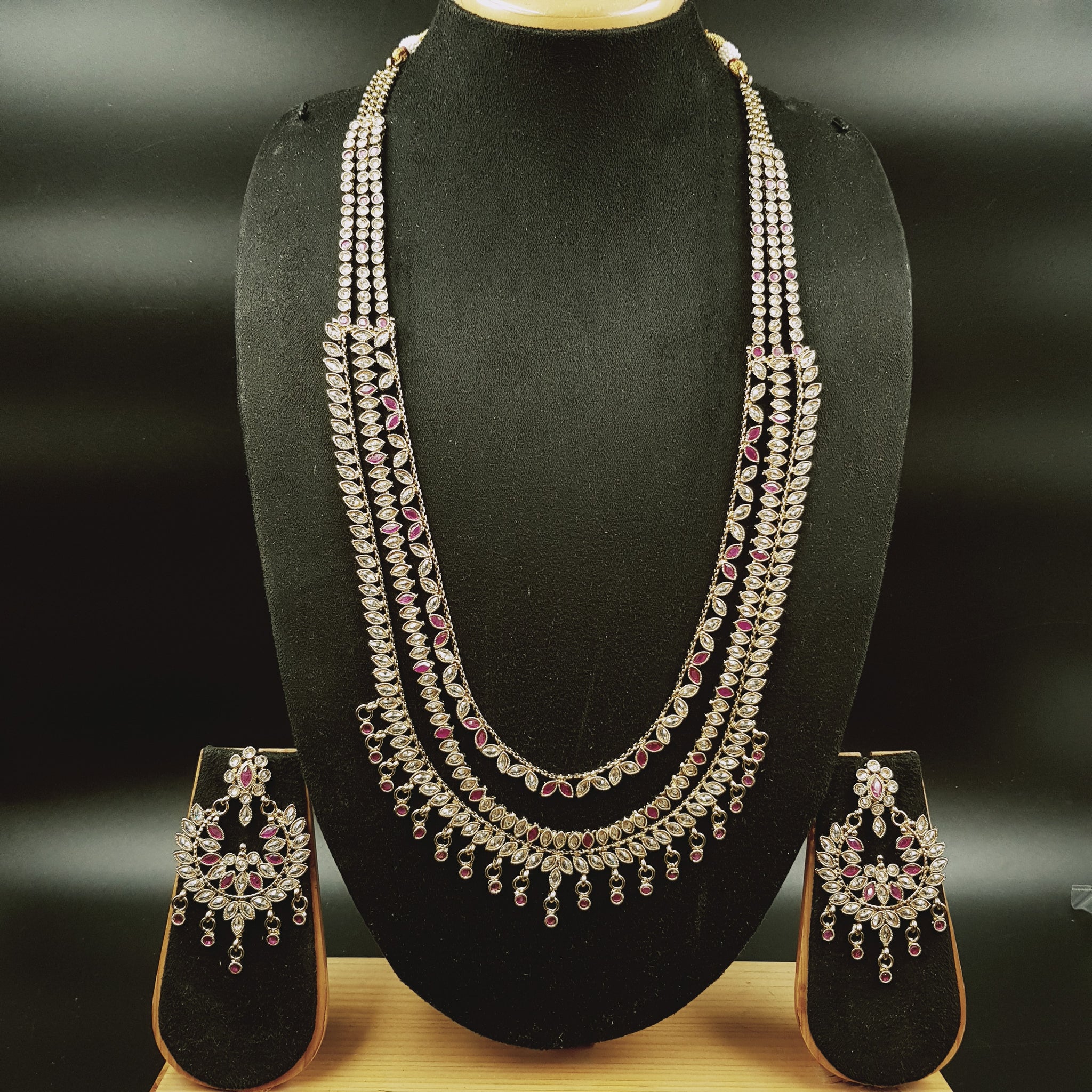 Long Neck Antique Necklace Set 3669-28 - Dazzles Jewellery