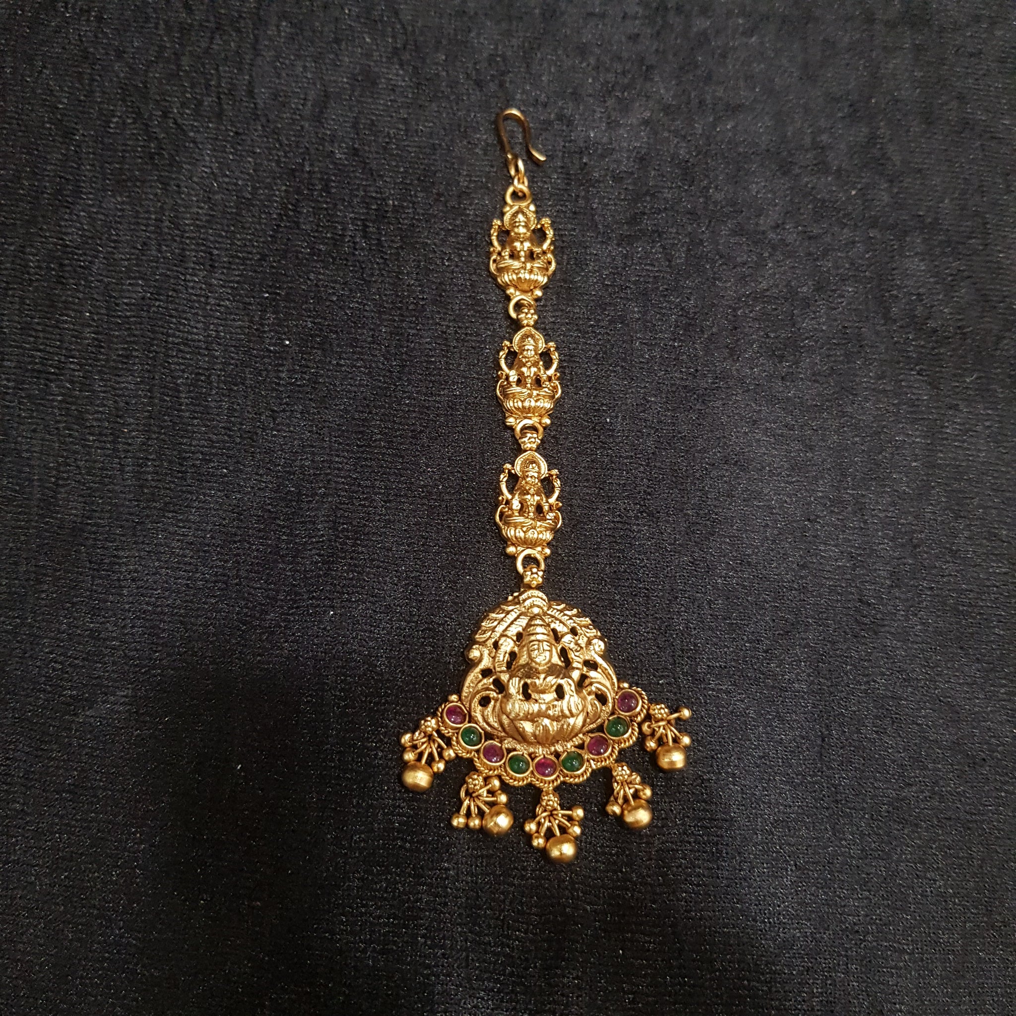 Antique Gold Polish Maang Tikka 3821-28 - Dazzles Jewellery