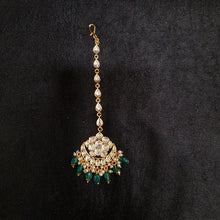 Kundan Maang Tikka 3831-28 - Dazzles Jewellery