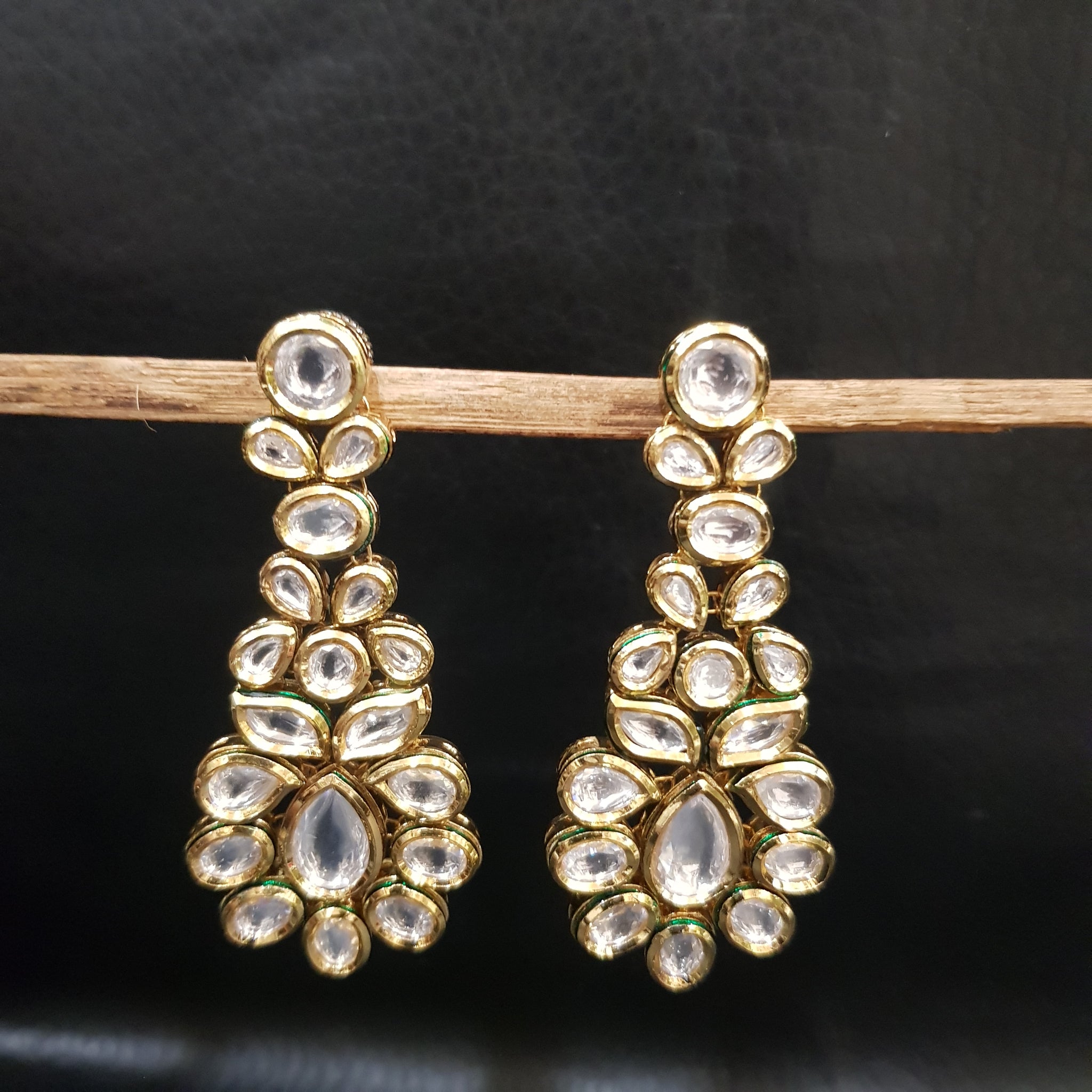 White Kundan Earring 15589-2736 - Dazzles Jewellery