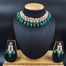 Round Neck Kundan Necklace Set 5286-68 - Dazzles Jewellery