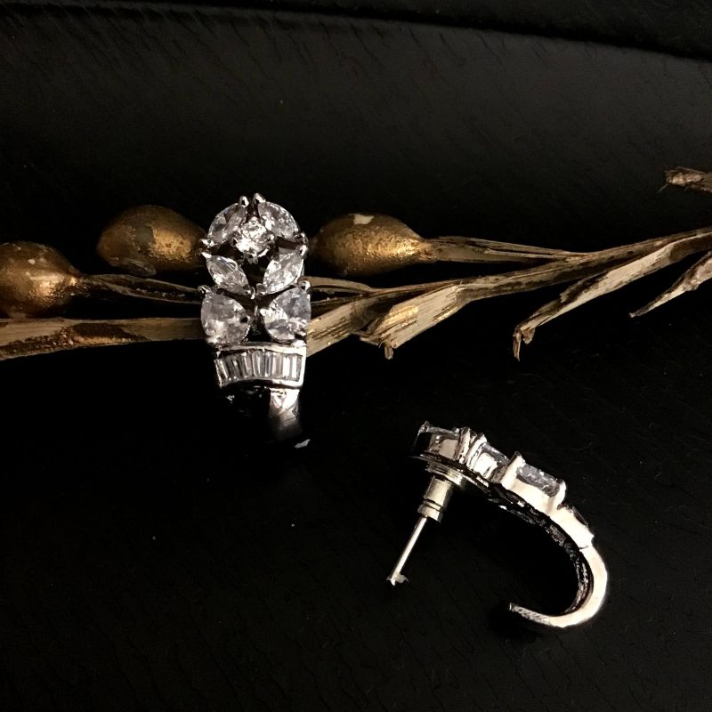Silver Zircon/AD Earring 2333-6398 - Dazzles Jewellery