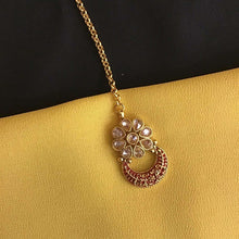 Flower Shape Polki Maang tikka With Red Meenakari